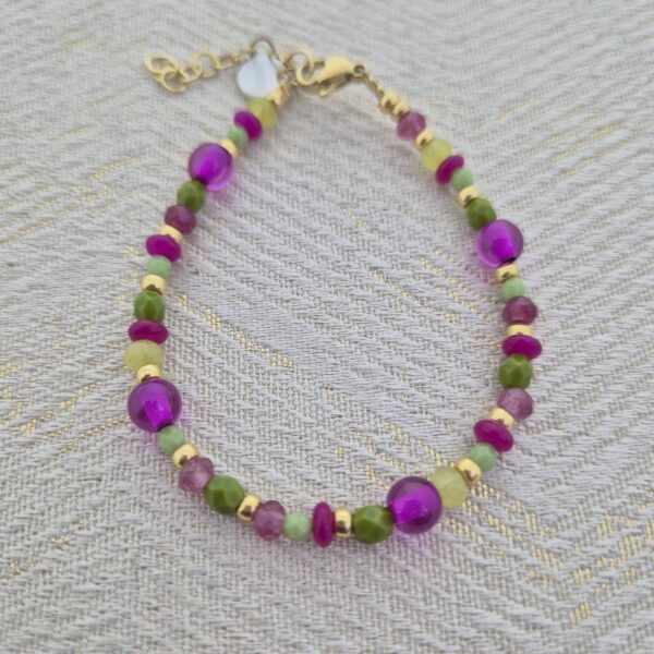 Armband met facet en natuursteenkraaltjes | Paars - Groen